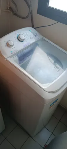 Máquina de Lavar Electrolux 8,5kg Branca Turbo Economia com Jet&Clean e Filtro Fiapos