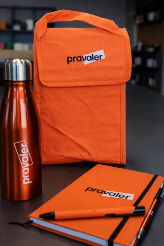 Kit Onboarding Pravaler - Garrafa e Bolsa Térmica, Agenda, Porta Cartões