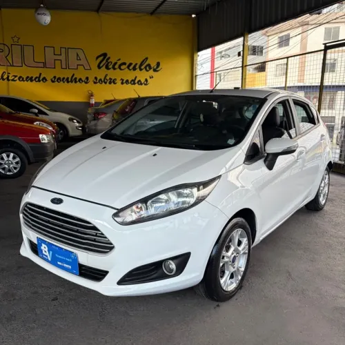 Ford Fiesta 1.6 SE Hatch 16V Flex 4P Powershift 2016