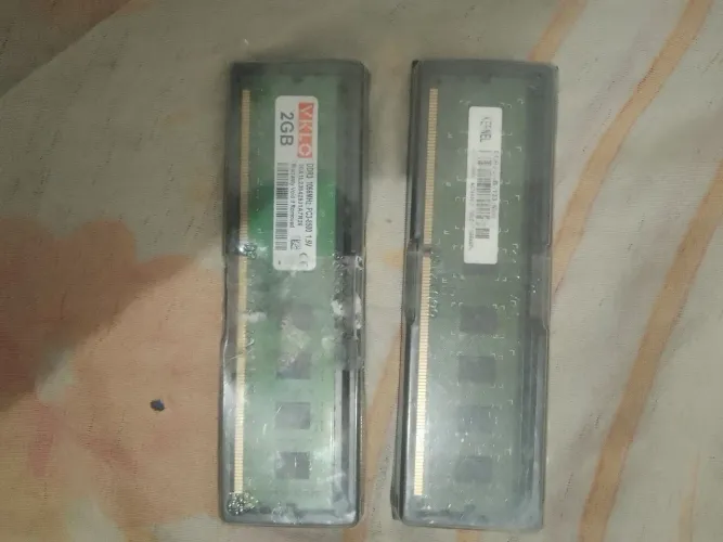 2 Pentes de 2gb de memórias ram ddr3