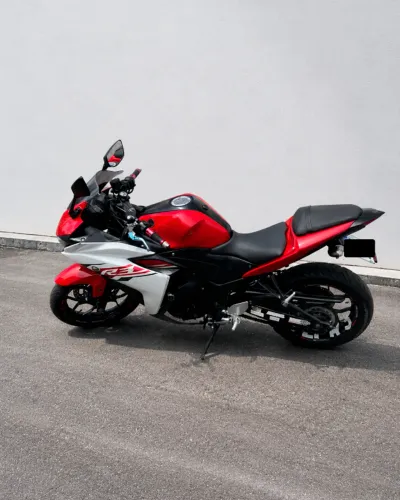 Yamaha YZF-R3 2016 - Vermelha