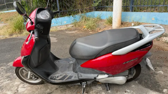 Moto Lead