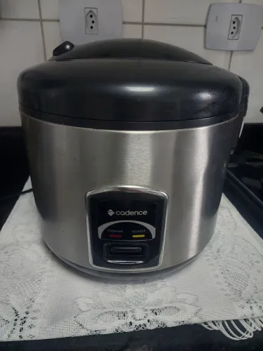 Panela elétrica de arroz Cadence