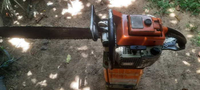Vende-se motoserra 051