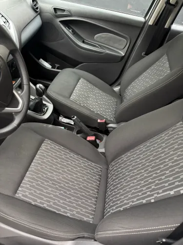 Ford KA 1.0 Se/se Plus Tivct Flex 5P 2017