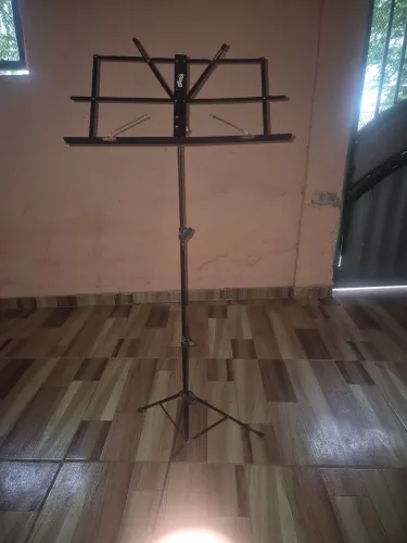 Pedestal para partituras 