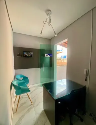 Alugo espaço para escritório ou clínica