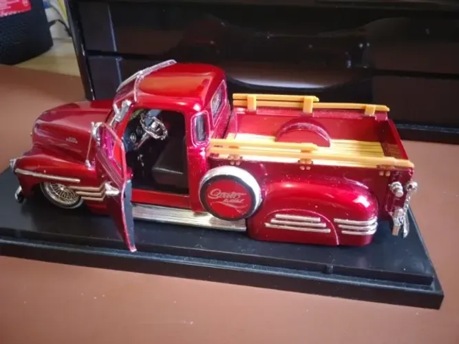 Miniatura 1/24 - Jada Toys - Chevrolet Pickup 1951