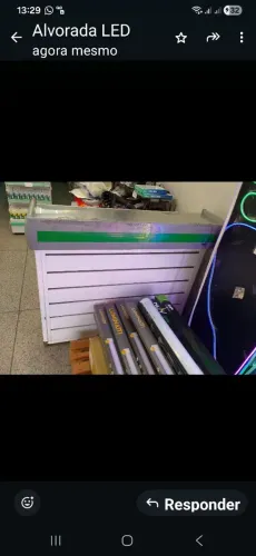 Balcão comercial de metal com gaveta