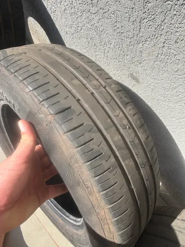 4 Pneus Continental usados R15 185/65