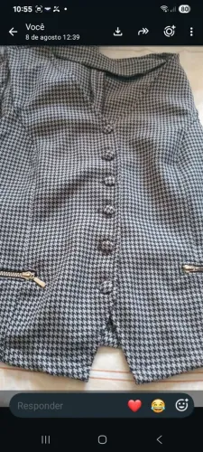 Colete com detalhes 