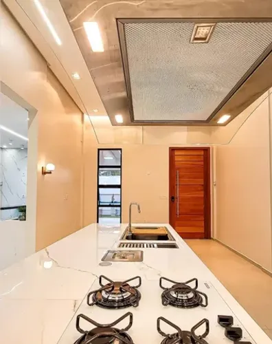 A. Moura Gestor Imobiliário-Vende Belíssima Casa na Prainha em Santarém, Estado do Pará