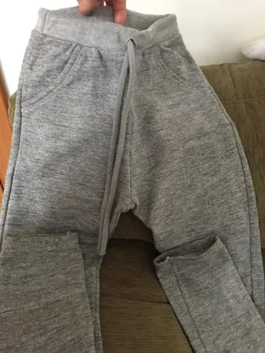 Calça de moleton 10 anos