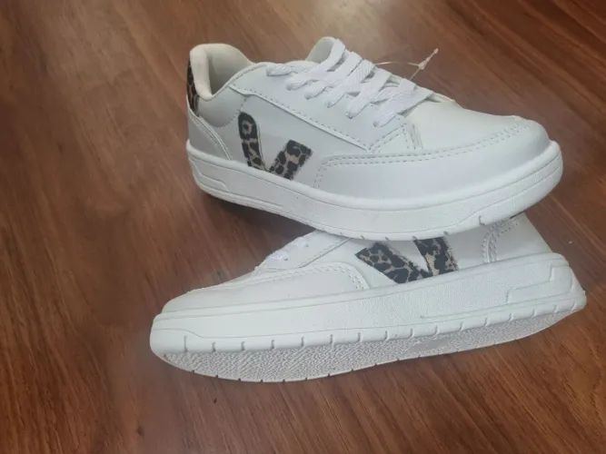 Tênis airon casual branco/onça