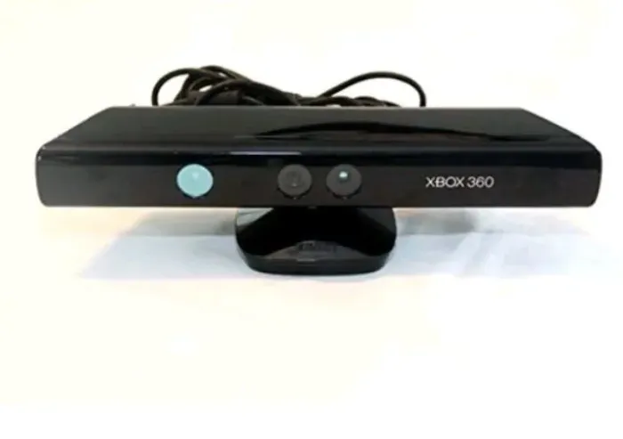 Kinect Xbox 360 e controle para console.