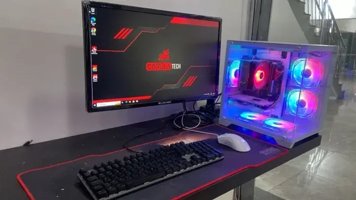 PC Gamer Completo i7, 16 GBs, SSD 256 GBs, RX 550 4 GBs | Monitor + Teclado e Mouse