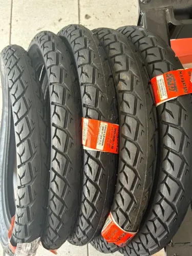 Pneu Levorin matrix 90/90r18 (uso com câmara)