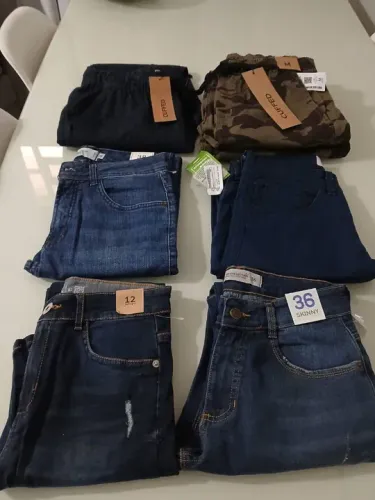 Vendo calças Masculinas ...Novas Da C&A tamanhos 12.36..38 e tam.M 100 reais cada