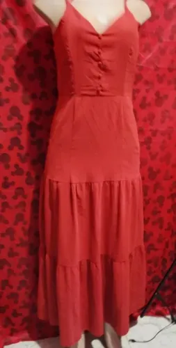 Vestidos vermelhos diversos