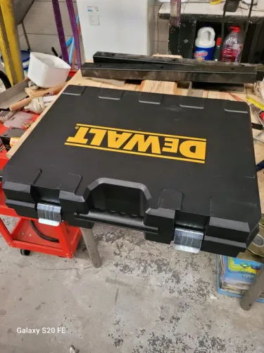 Mala de ferramentas Dewalt (média/grande)