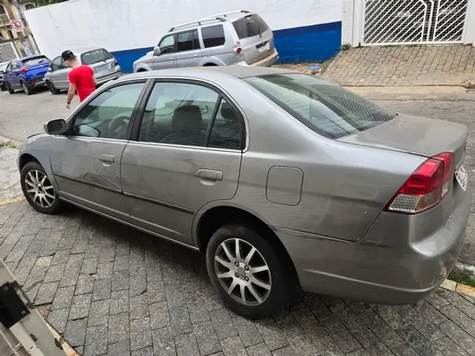 Civic ano 2002 sucata para venda de peças