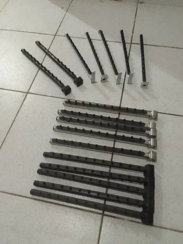 Araras frontais para roupas