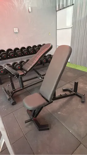 Máquinas de academia 