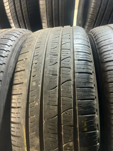 Pneu 215/60/17 Pirelli 