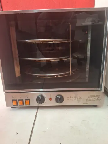 Forno Elétrico Tita Eletrocomercial com Sistema Fan Blower