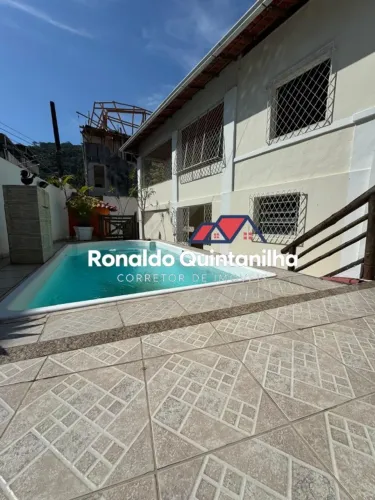 GIL-Casa Histórica no Centro - Raridade para quem ama charme e espaço!