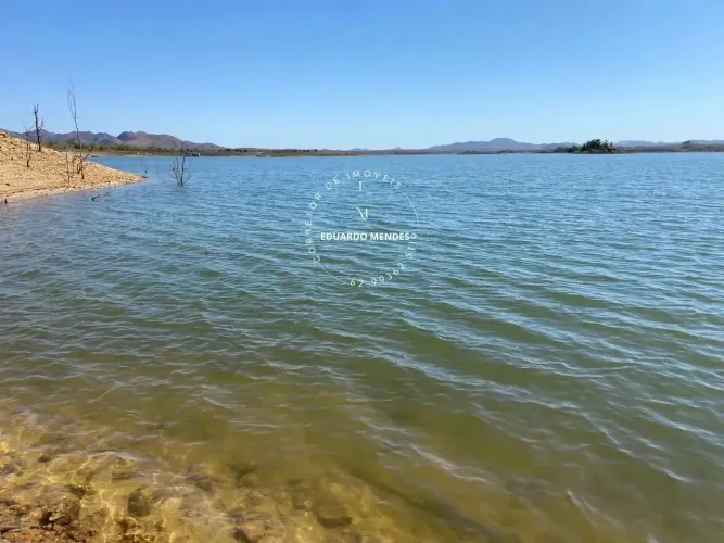 Fazenda com 70 alqueires, as margens lago serra da mesa  Niquelândia - GO
