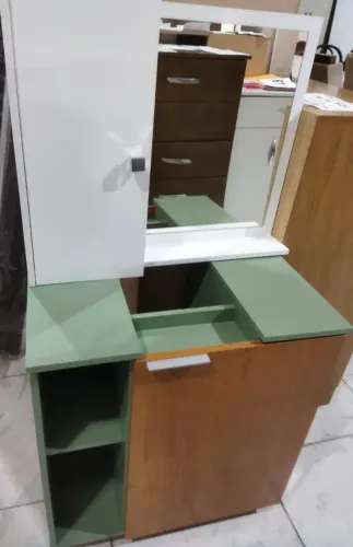 ?Gabinete/armário  Banheiro  ? 