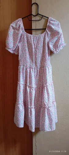 Vestido Floral Rosa com Babados
