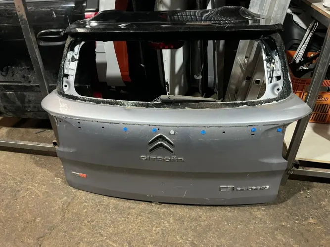 Tampa traseira citroen c3 aircross