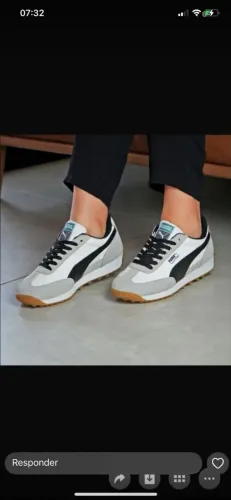 Tênis Puma Retrô Branco com Detalhes
