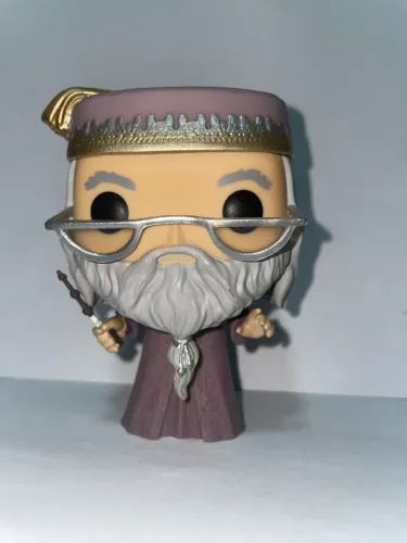 Funko Pop! Movies Dumbledore Harry Potter (Usado e sem caixa)