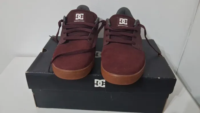 Tênis DC Shoes vinho - Novo!