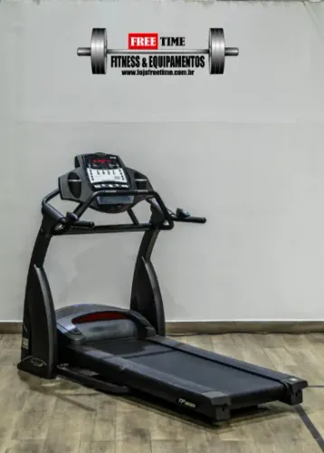 Esteira Reebok TP1000e usado