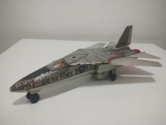 Avião de metal - Brinquedo anos 70