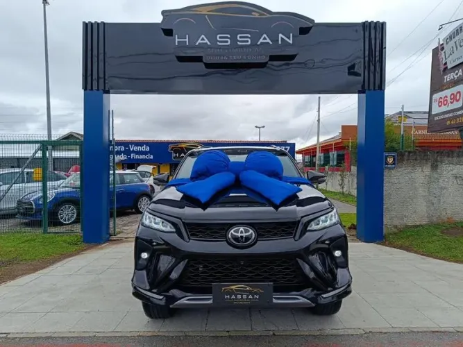 Toyota Hilux SW4 Diamond 2.8 TB 4X4 Die. Aut. 2022