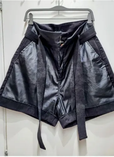 Bermuda Lança Perfume G 40,00