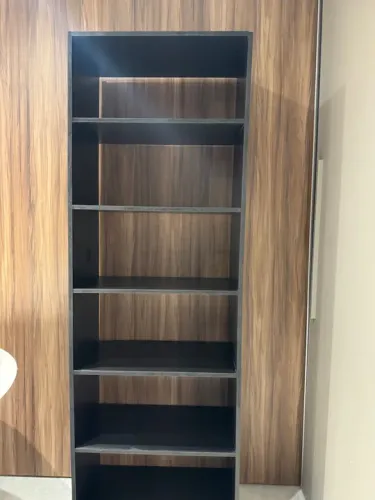 Estante em mdf preta 