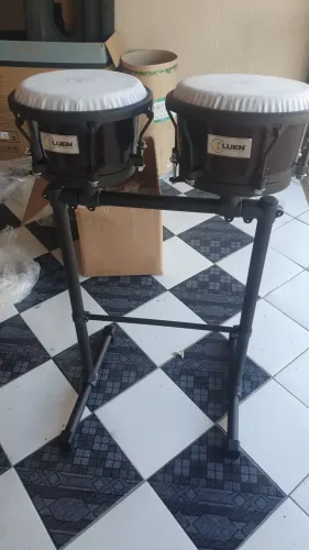 Par de congas compactas da luen , pra vender rápido 