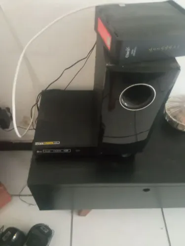 Home Theater Completo com DVD Player e Caixas Acústicas