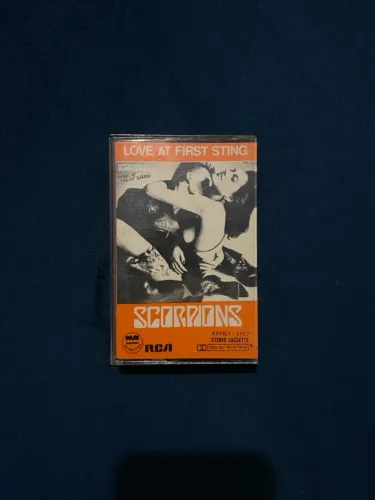 Scorpions - Love at First Sting (Cassete)
