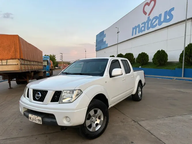Nissan Frontier XE CD 4X2 2.5 TB Diesel 2009