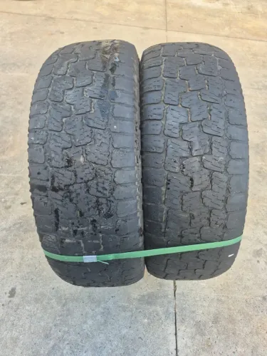 L- PAR DE PNEUS 265/70 R16 PIRELLI SCORPION - quebra galho