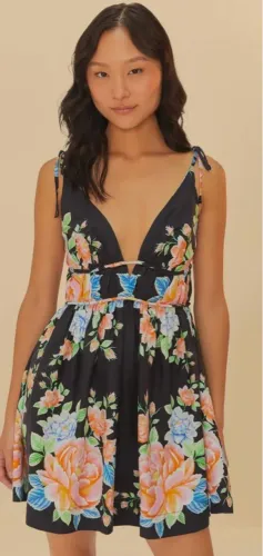 Vestido NOVO curto FARM. Estampa: Lenço floral Sofia. Tamanho: G.  *NOVO NA ETIQUETA