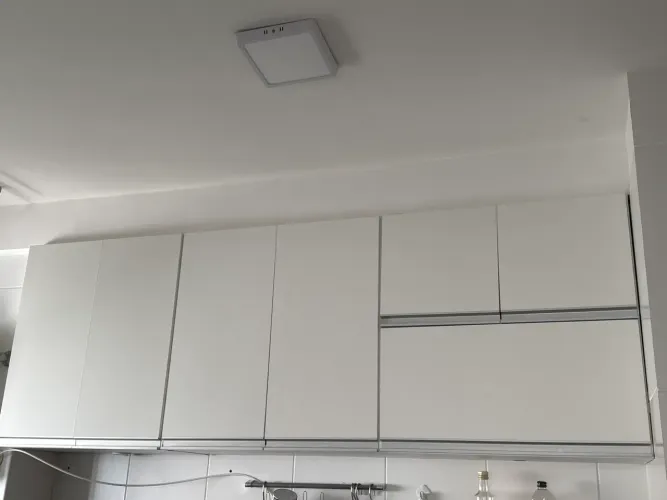 Armário de cozinha/ planejado , comprimento 2.13 por 75 altura