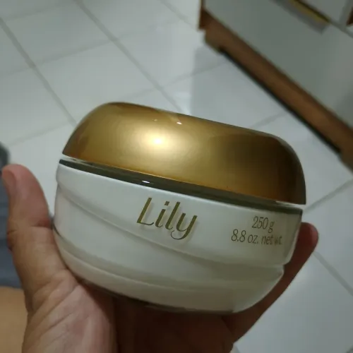 Hidratante Lily